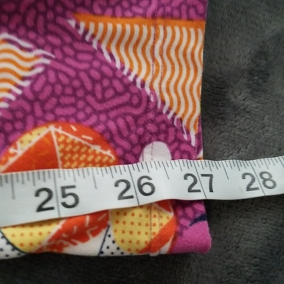 LuLaRoe Women's Leggings - Picture 12 of 12
